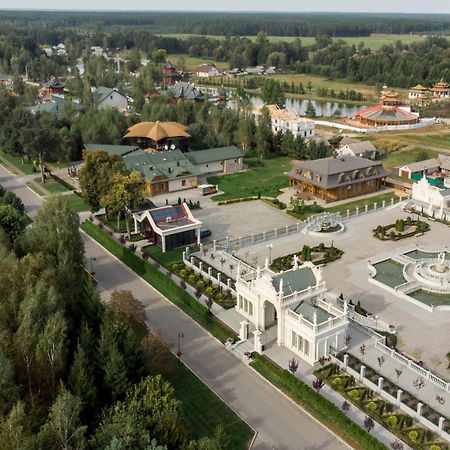 Brech Resort&Spa Gurinovka Staraya 外观 照片